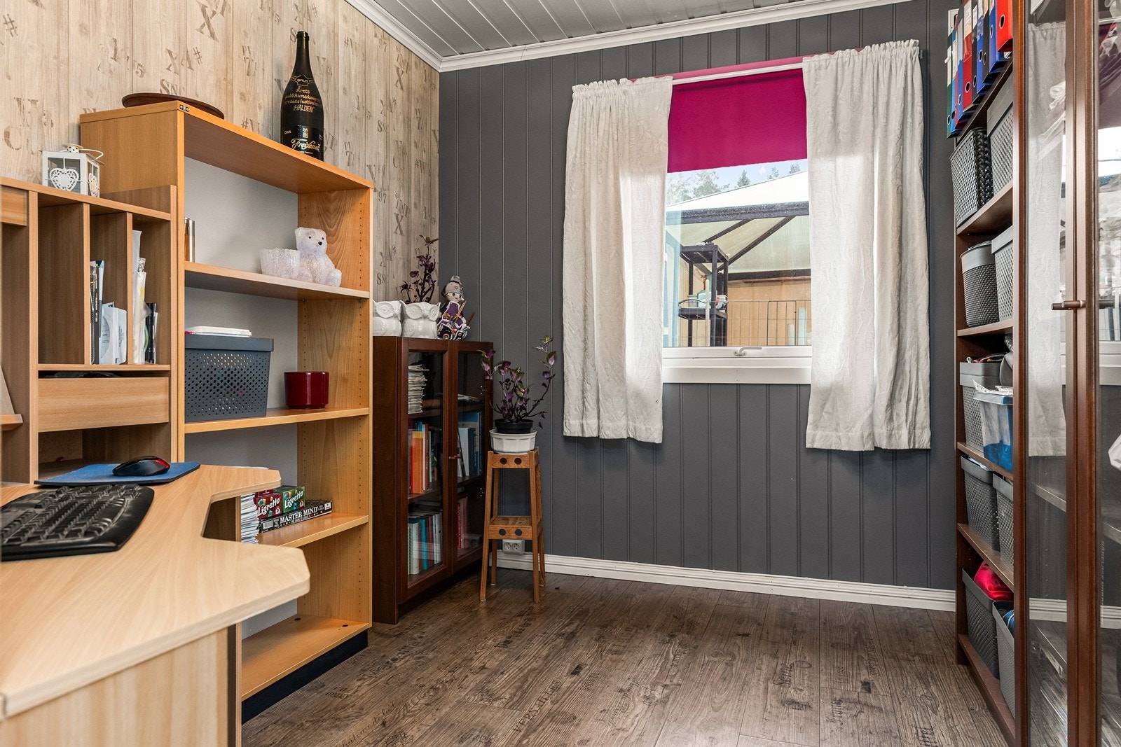 Soverommet i 1. etasje egner seg godt som barnerom, gjesterom eller kontor. Galleribilde