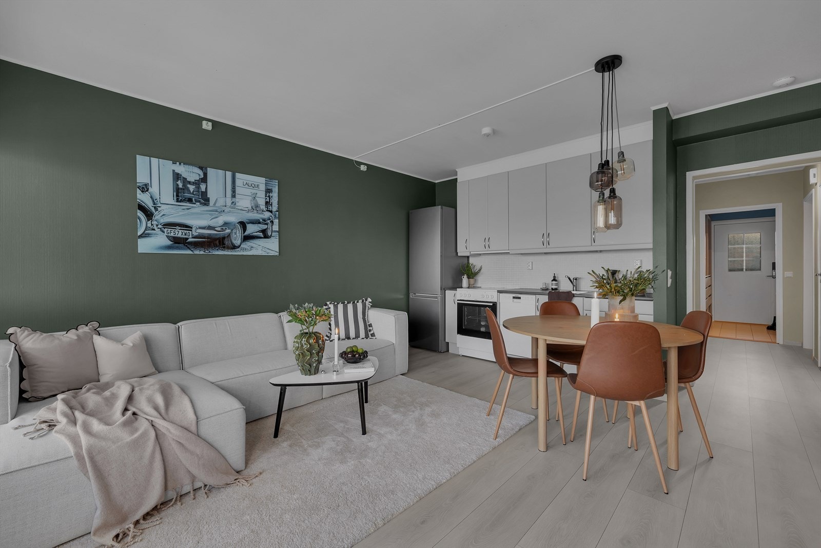 Moderne farge- og materialvalg Galleribilde