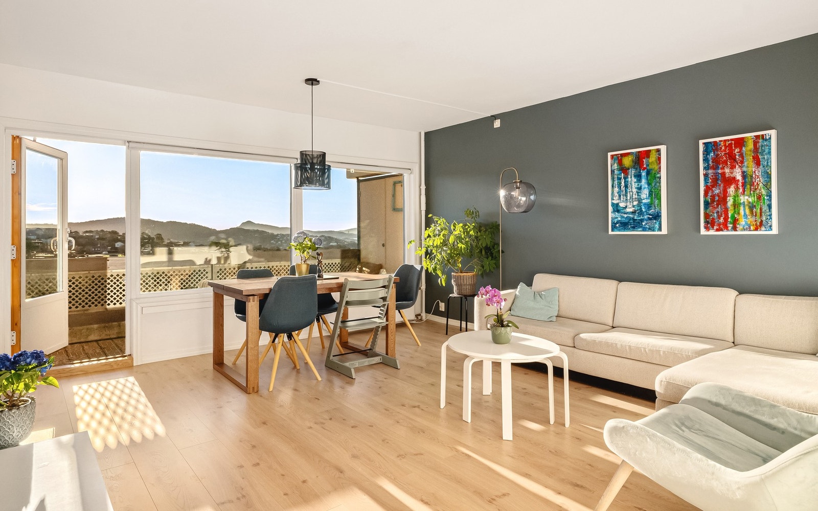 ASK Eiendomsmegling ved Ditlev Haukenes har gleden av å presentere Myrdalskogen 28! Galleribilde