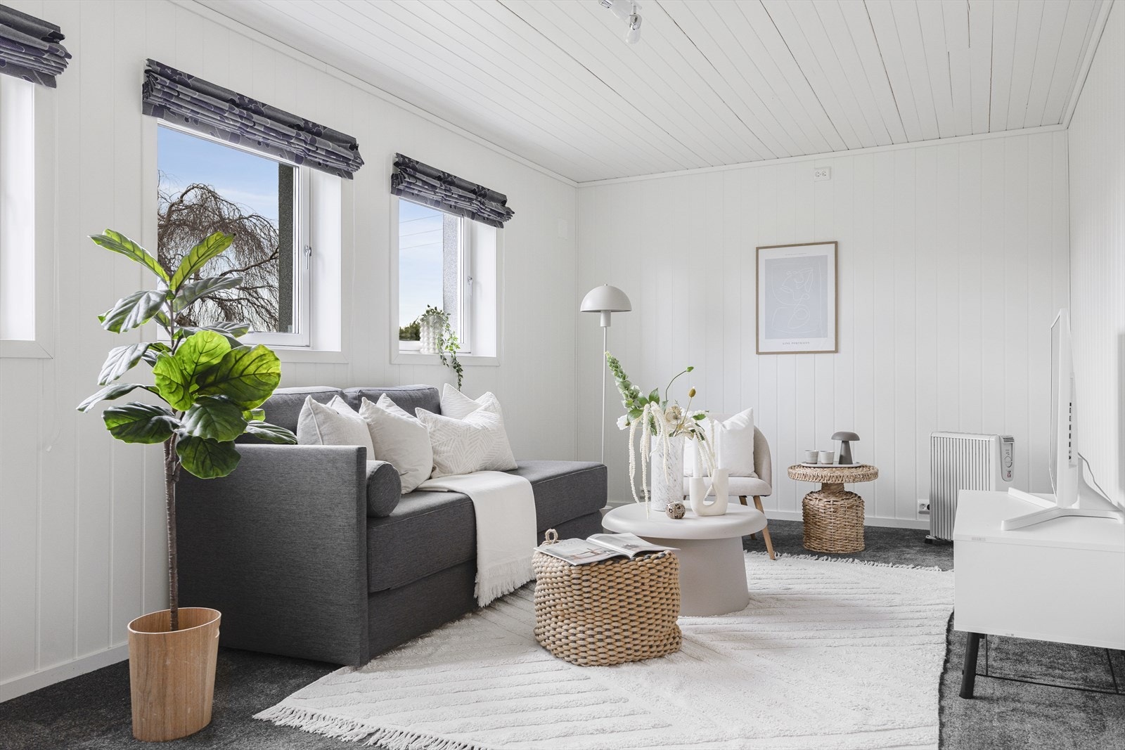 I underetasjen finner du en ekstra stue som gir enda flere bruksmuligheter - som for eksempel et ungdomsrom, lekerom eller gjesterom. Galleribilde