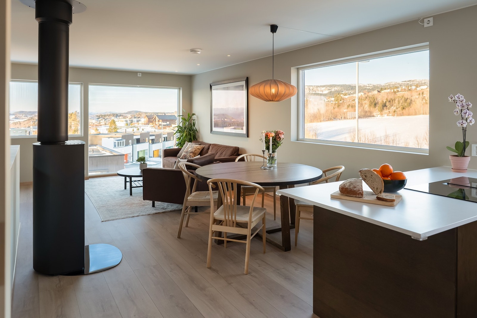 Velkommen til trivelig visning! Husk visningspåmelding. Galleribilde