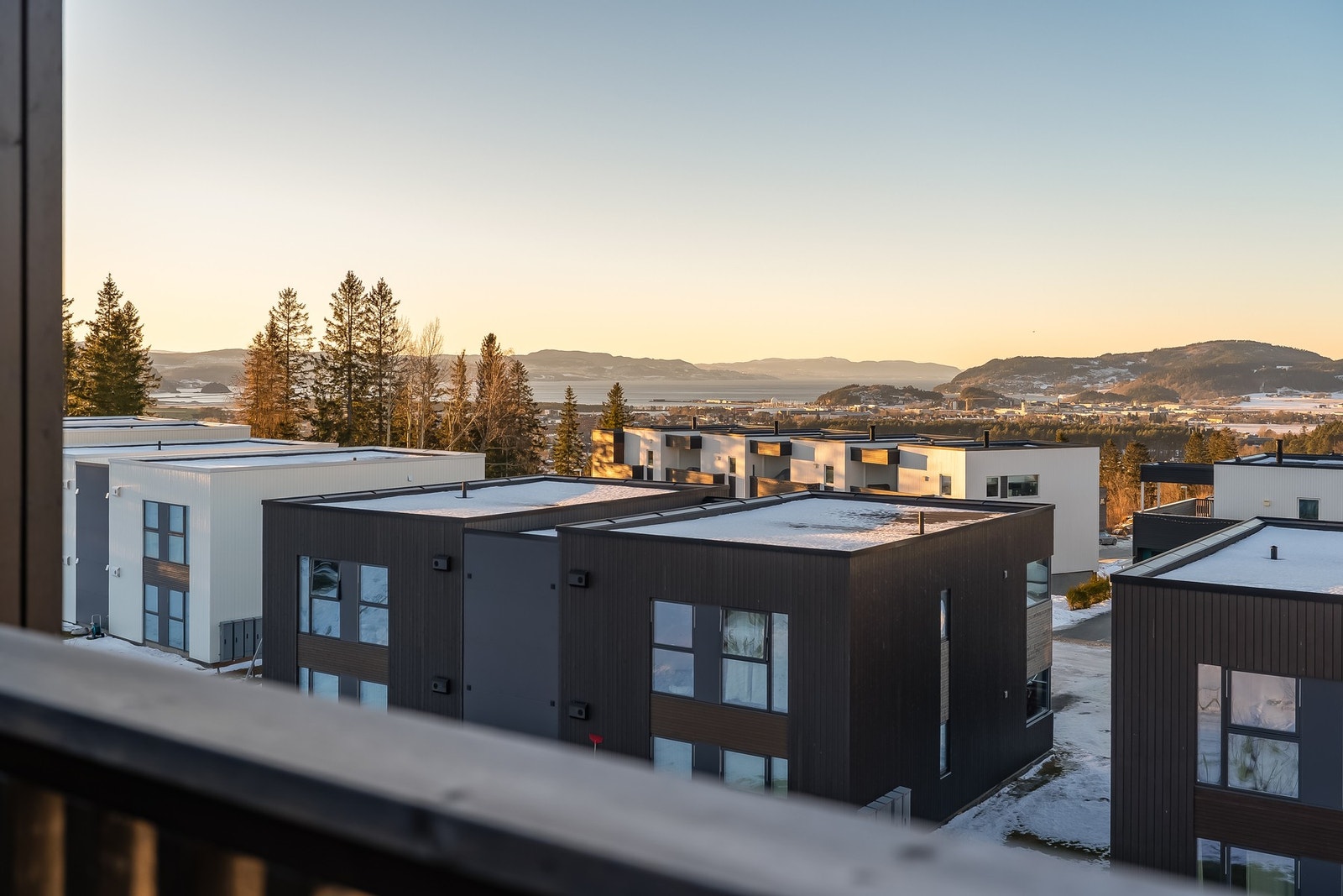 Det er ca. 3 km å gå/sykle til Stjørdal sentrum. Galleribilde