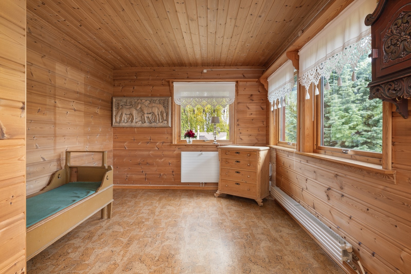 Soverom 2 i 1. etasje med god størrelse Galleribilde