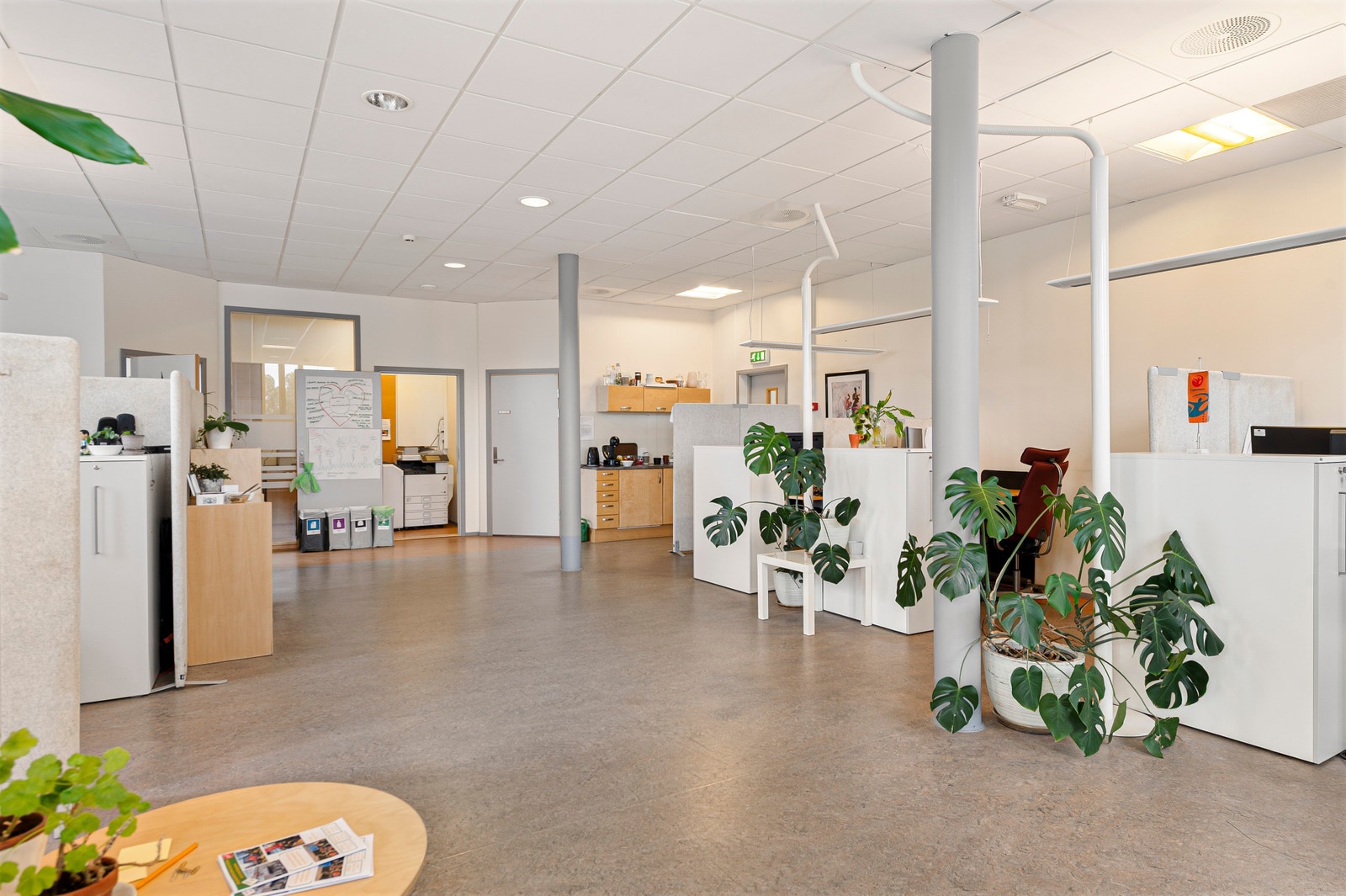 Fleksible lokaler med mulighet for både cellekontorer og åpne kontorløsninger. Galleribilde