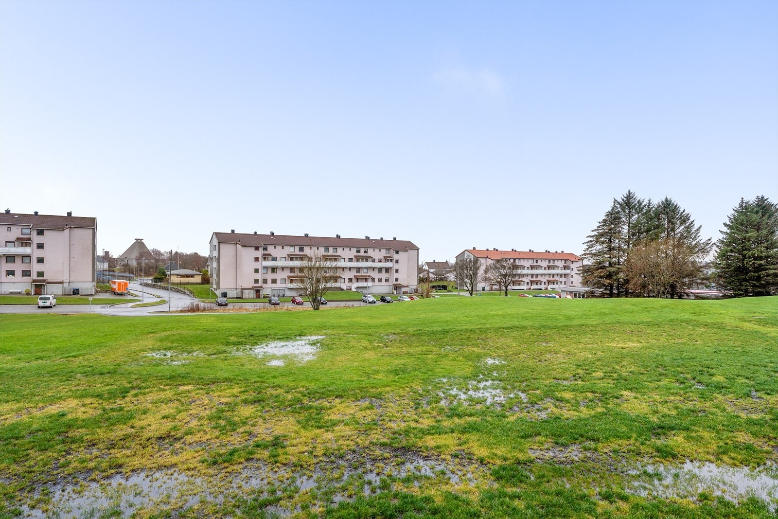 Borettslaget har store grøntareal Galleribilde