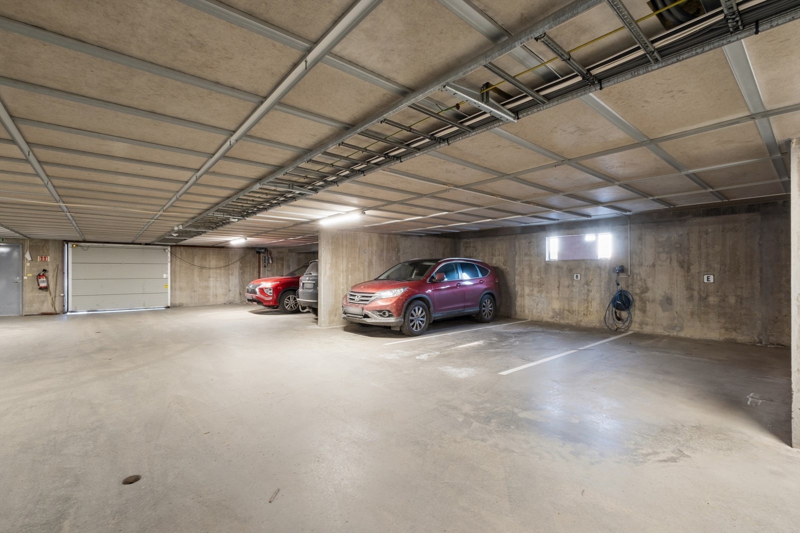 Leiligheten har en P-plass i felles garasjeanlegg Galleribilde