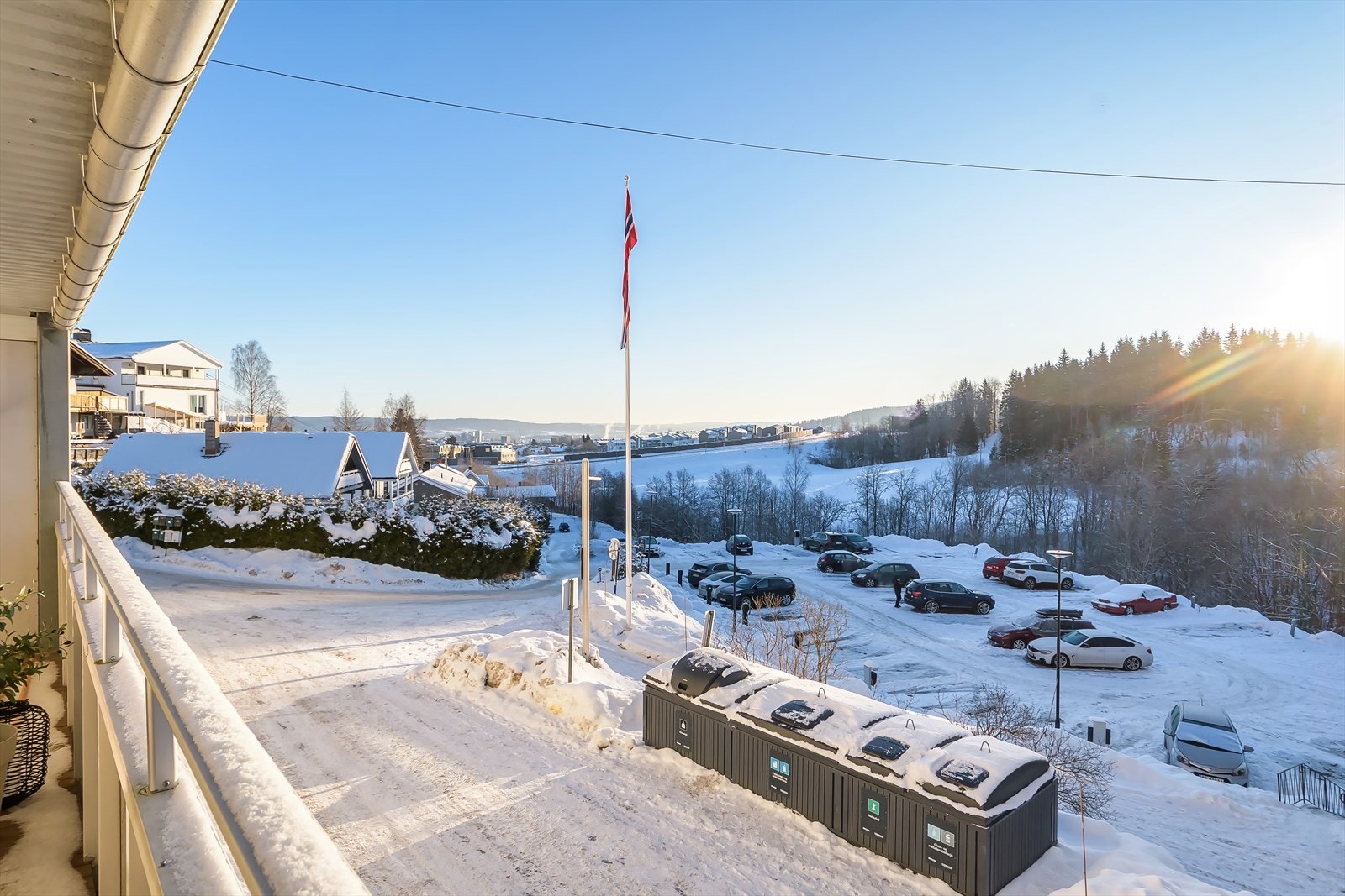 Her bor du i rolige omgivelser med nærhet til marka. Galleribilde