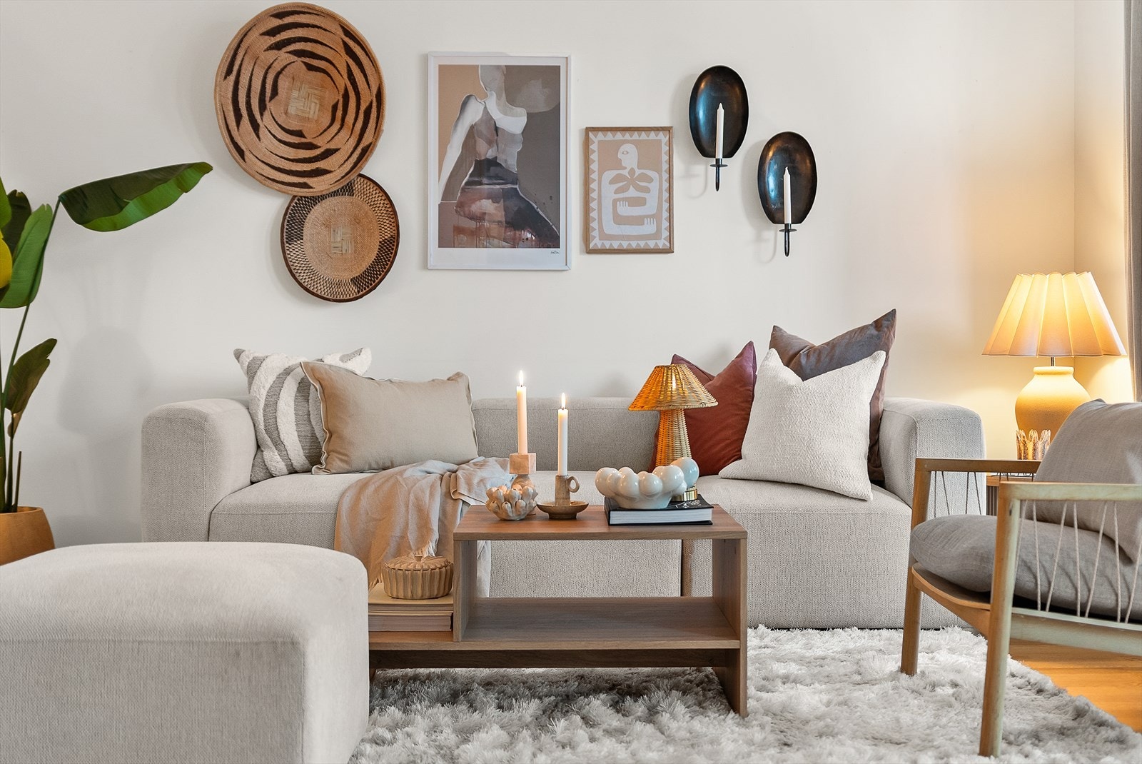 Her kan man flytte rett inn, og leiligheten ble oppført med en moderne standard i 2017. Galleribilde