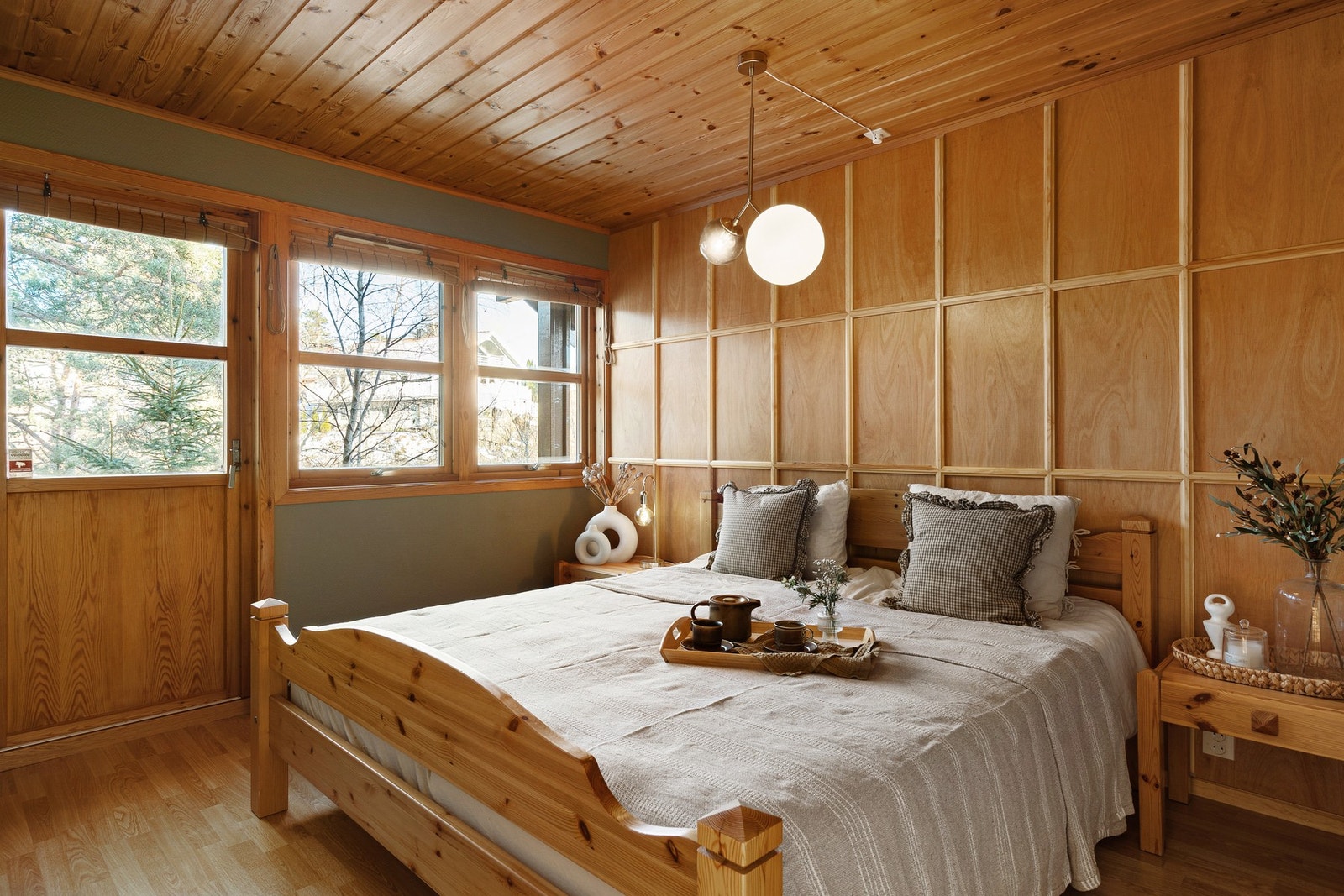 Hovedsoverommet har utgang til balkong. Galleribilde