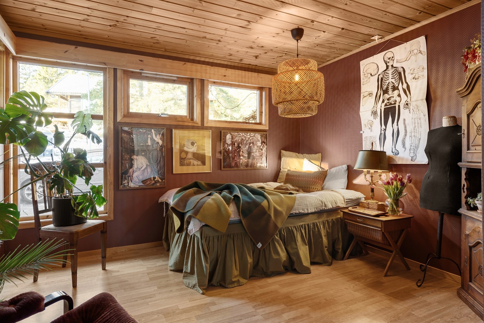 Soverommene i boligen er av god størrelse, noe som gir gode innredningsmuligheter. Galleribilde