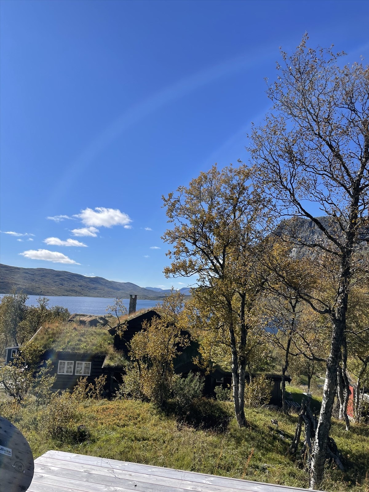 Sommerstid byr området på flotte turmuligheter, blant annet langs historiske Kongevegen. Galleribilde