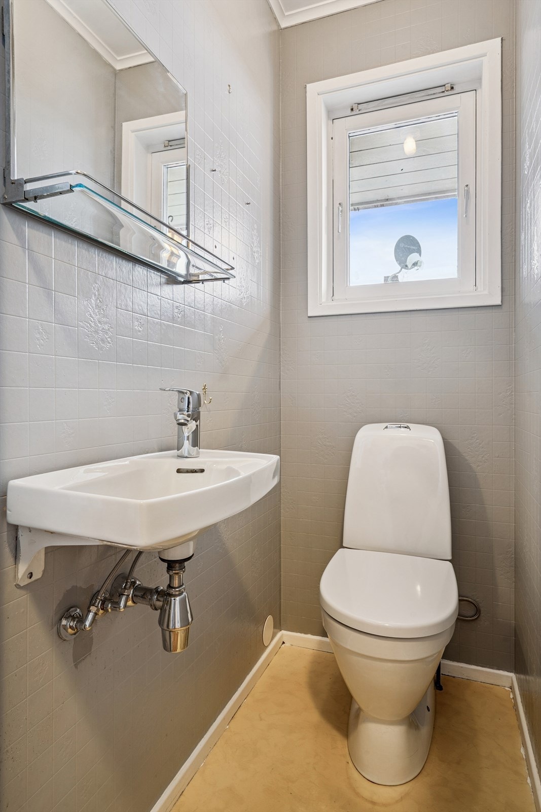 Boligen har et separat toalettrom. Galleribilde