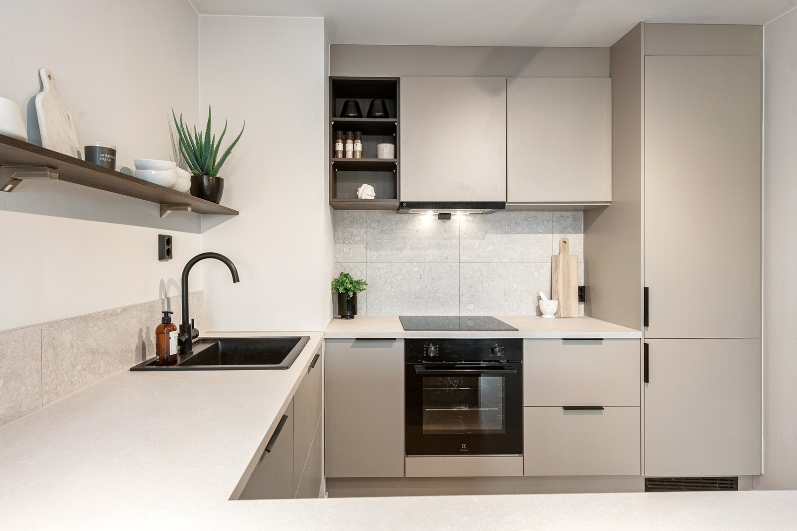 Fliser på vegg er både lekkert og praktisk Galleribilde