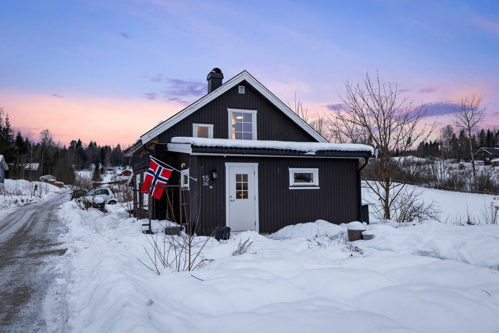 Koselig eiendom med naturskjønn beliggenhet Galleribilde
