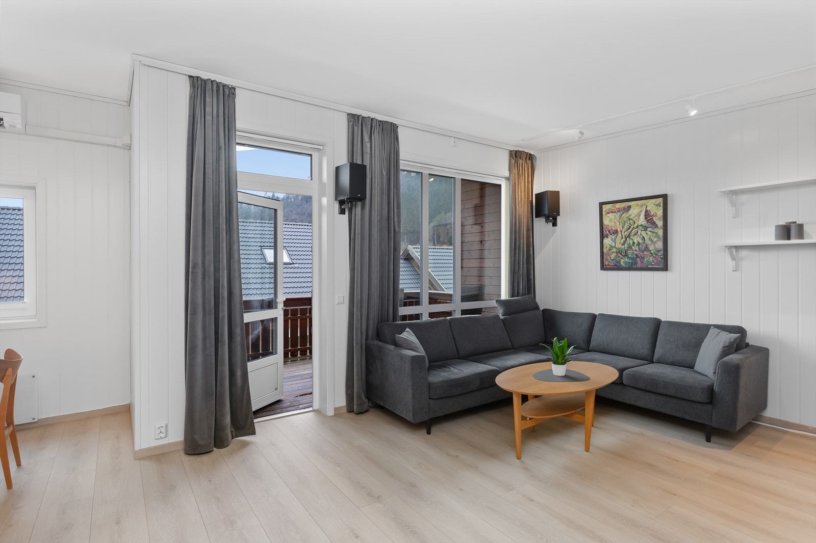 Egen veranda med gode solforhold Galleribilde