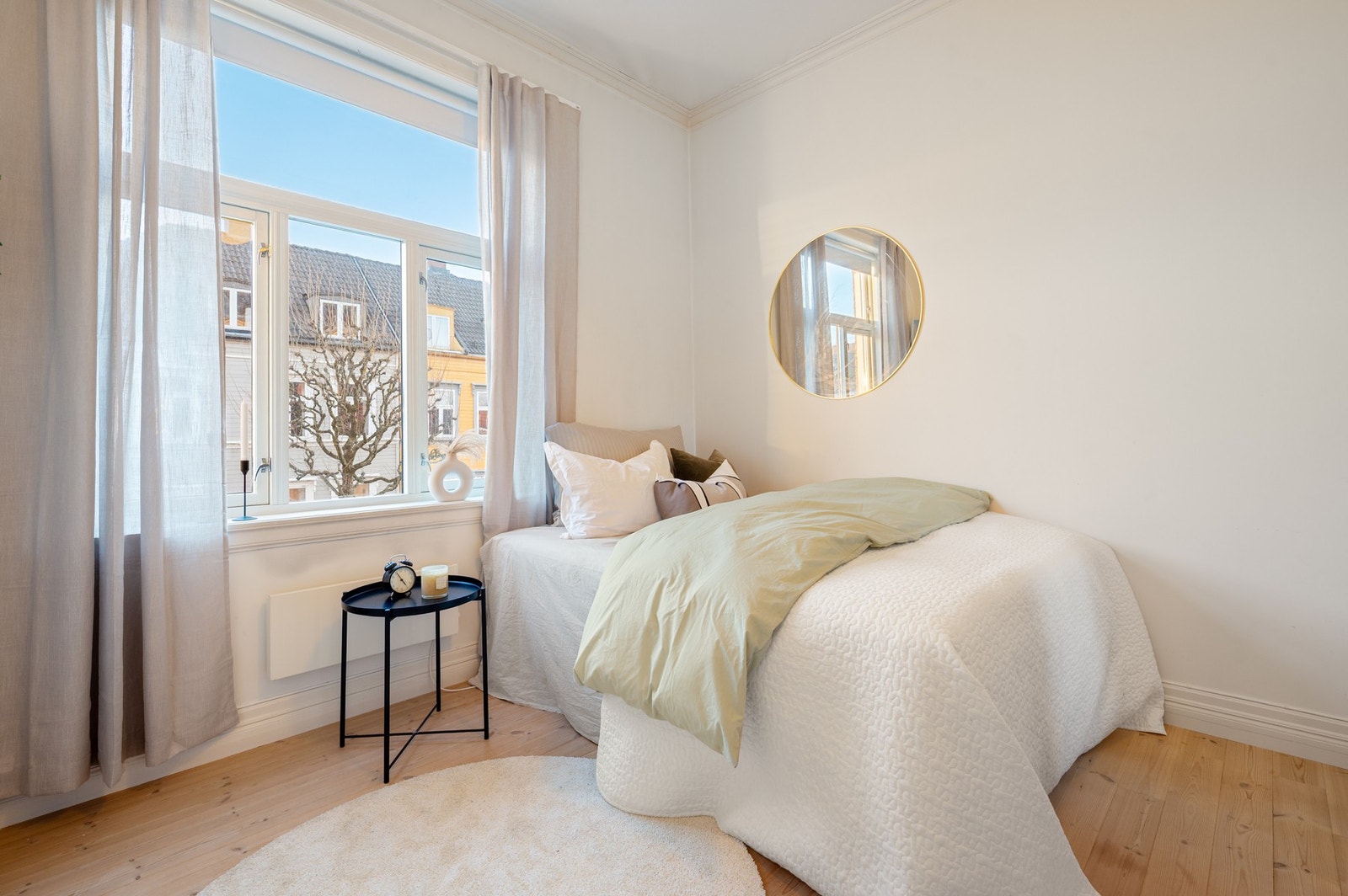 Leiligheten har fire flotte soverom i gode størrelser. Galleribilde