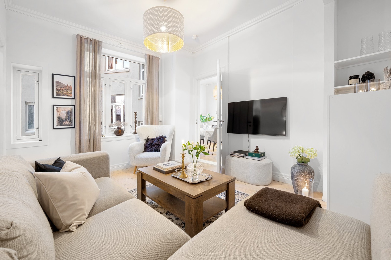 Leiligheten har en god beliggenhet i byggets 2.etasje. Galleribilde