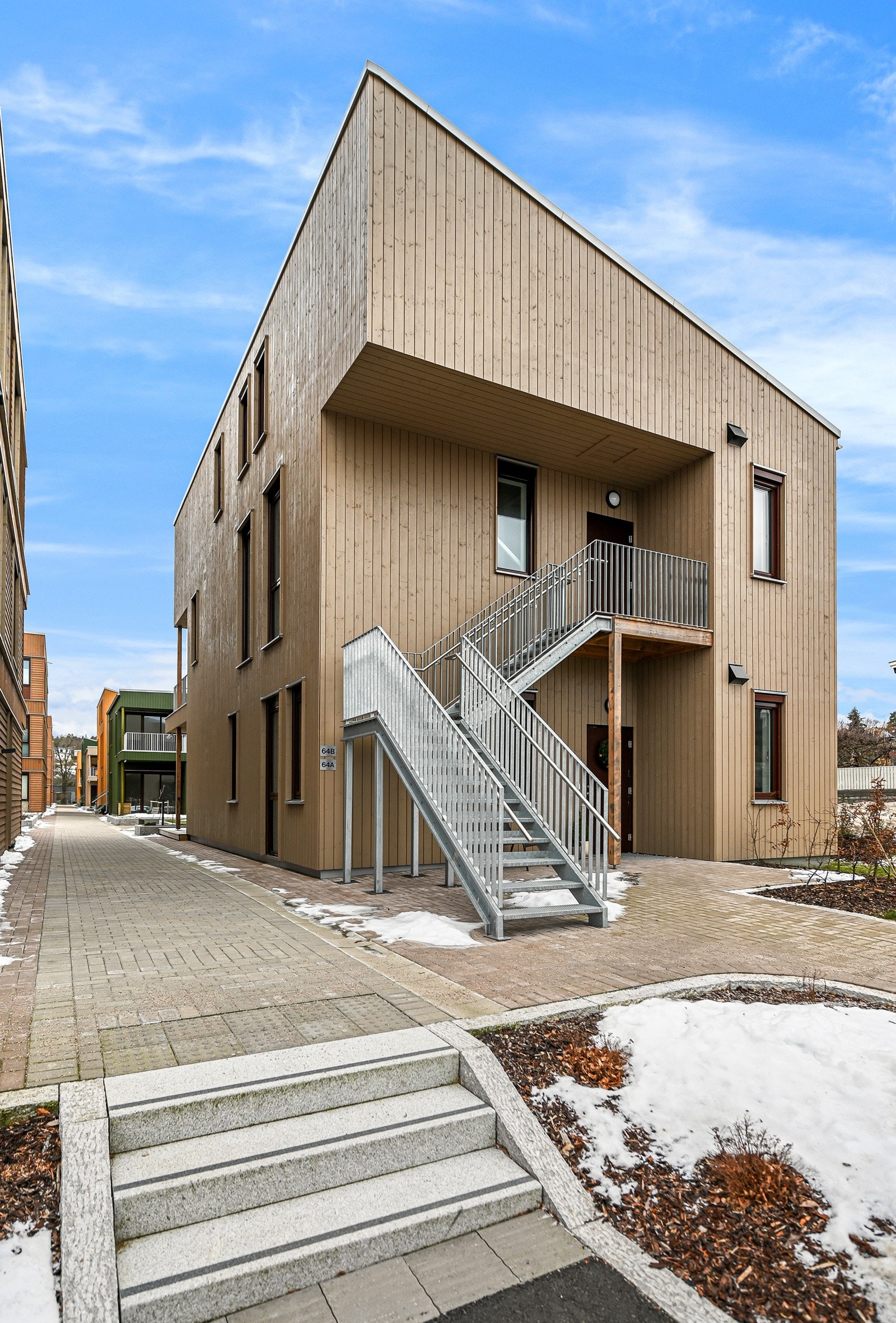 Den utvendige trappen gjør inngangen til egen bolig helt privat. Galleribilde