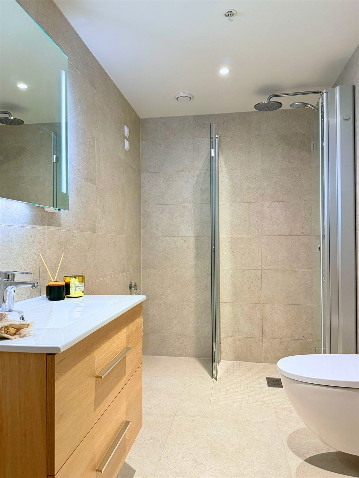 bad_ensuite.jpg Galleribilde