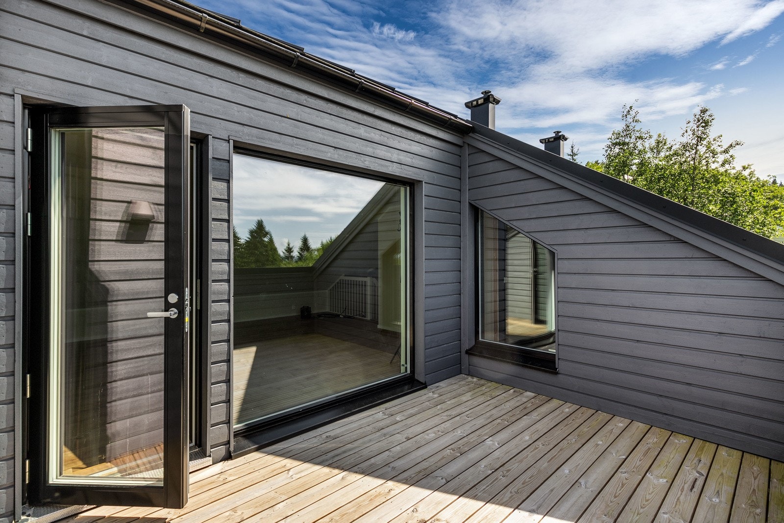 Tyrivegen 5. Galleribilde