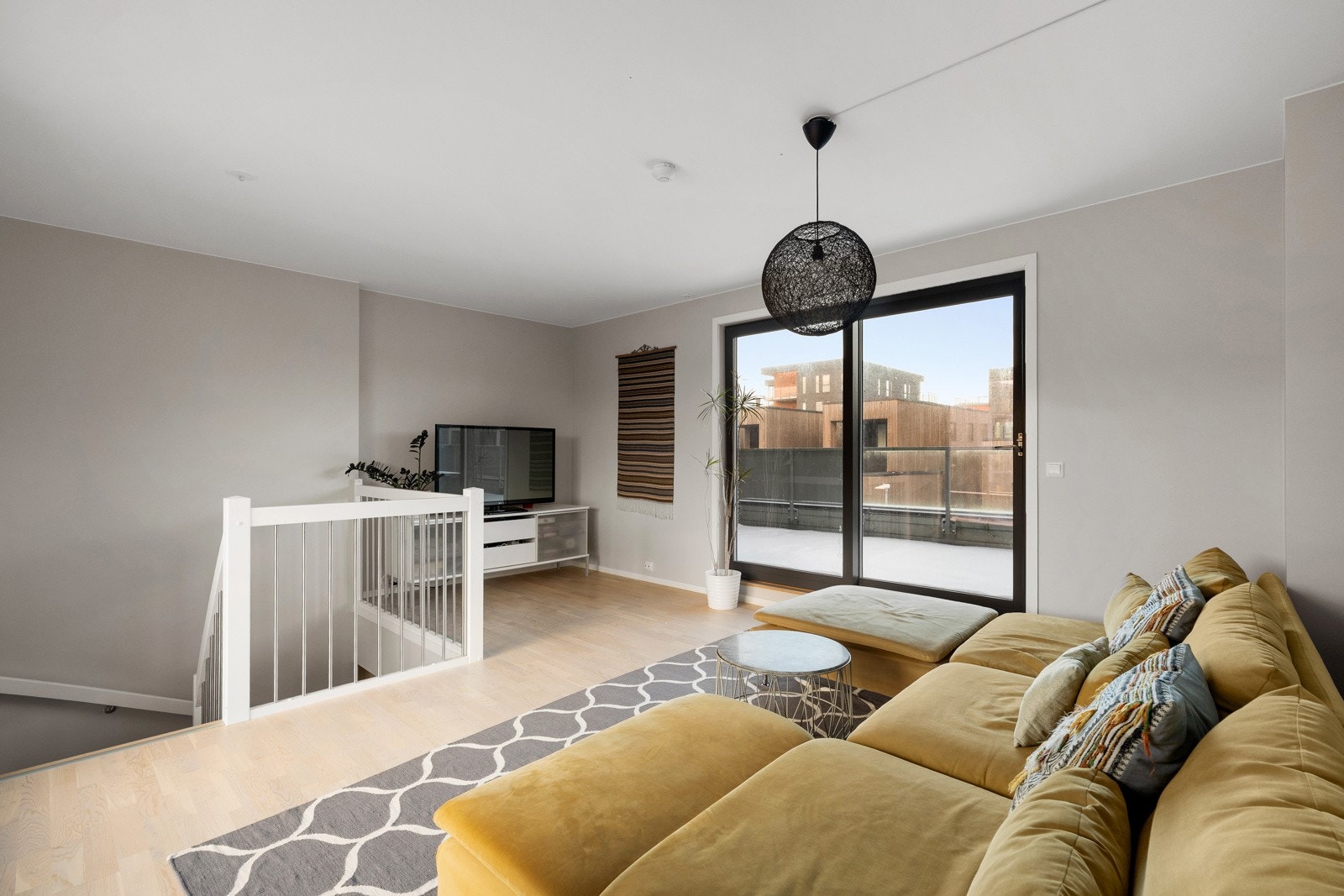 I tredje etasje finner du enda en stue som passer utmerket som TV-stue eller oppholdsrom. Galleribilde