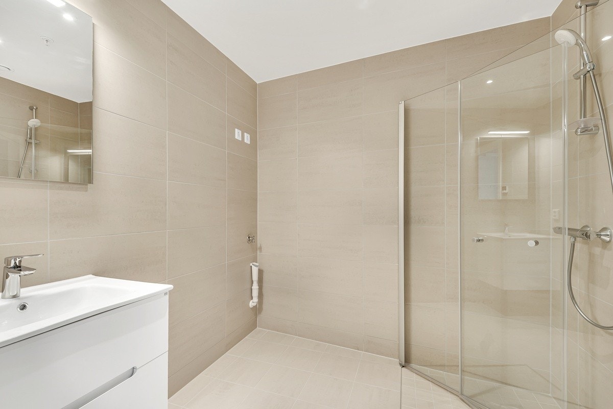 Badet inkluderer vaskemaskin (Ikke avbildet) Galleribilde