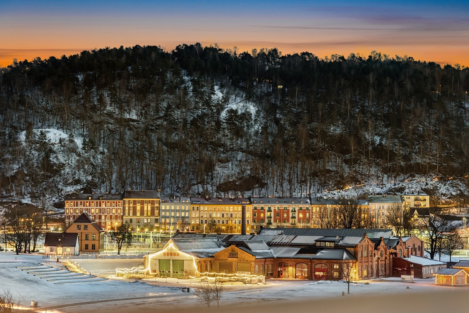 Fra balkongen er det utsikt mot Ekeberg. Galleribilde
