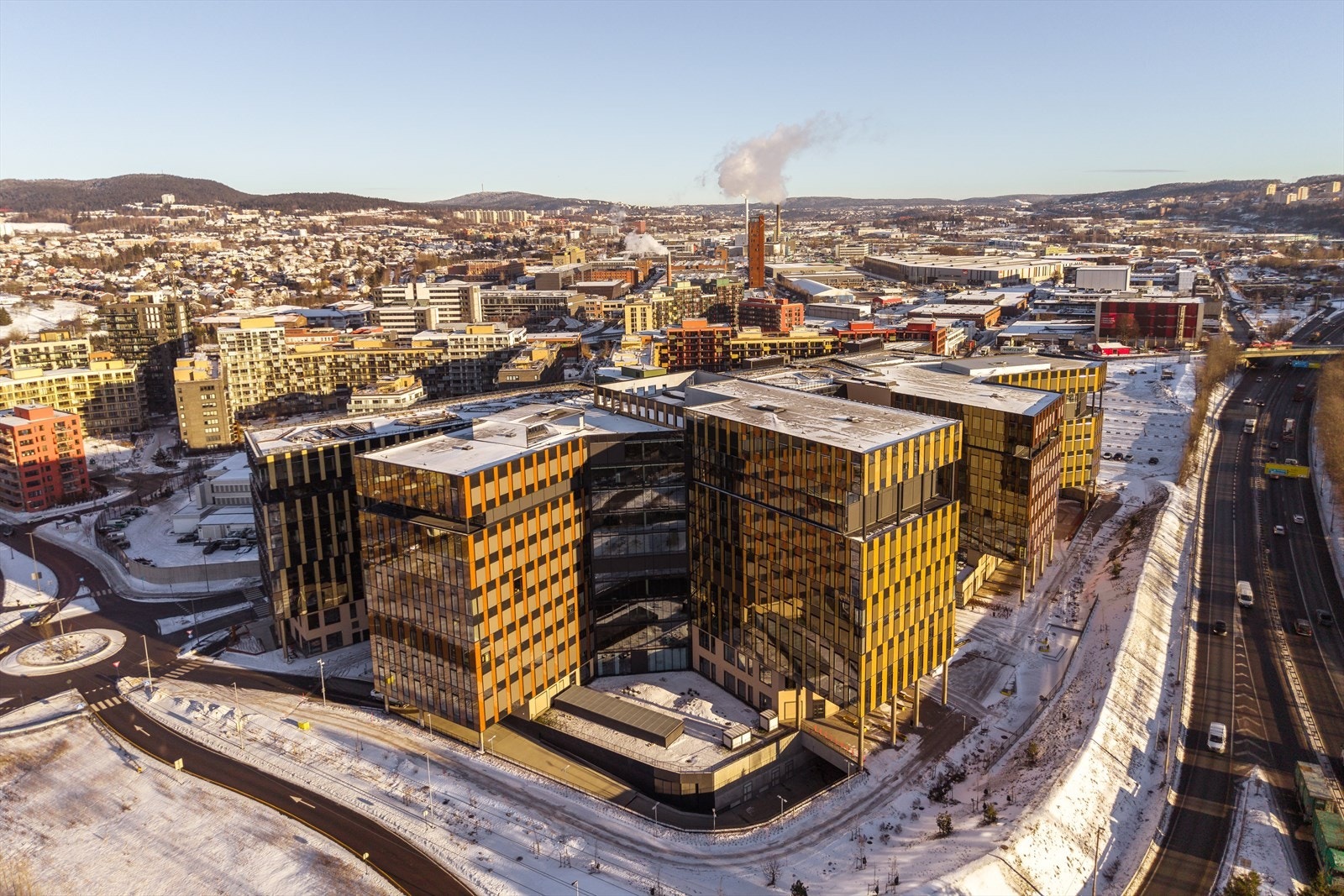 I Construction City finner du treningssenter, Høyden restaurant og hyggelig kafe. Galleribilde