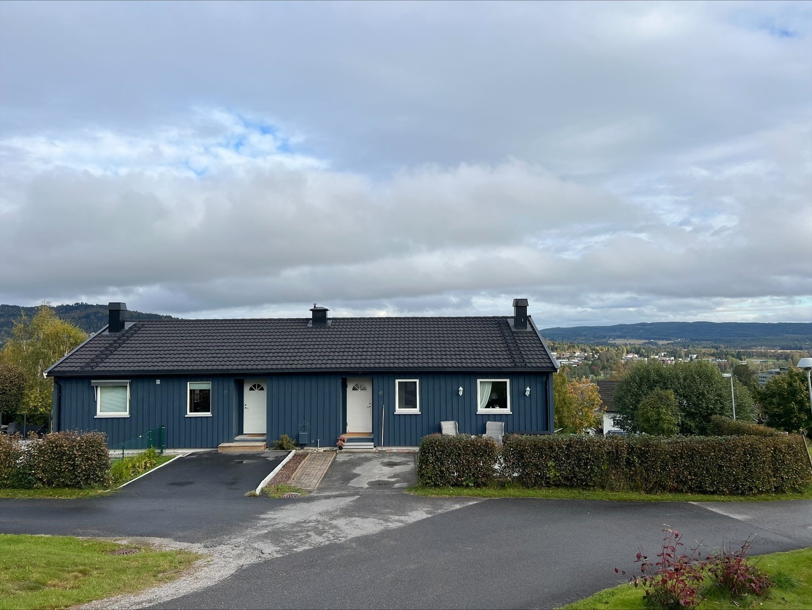 Når våren kommer blomstrer og gror det rundt boligen! Galleribilde