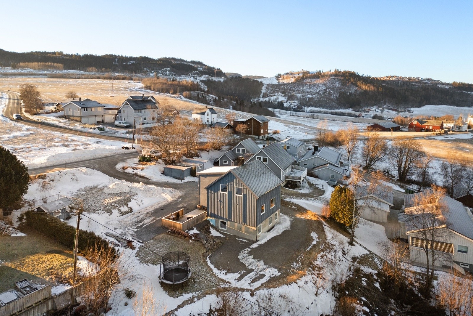 Hele boligen ble pusset opp i perioden 2013-2016 og fremstår som svært attraktiv. Galleribilde