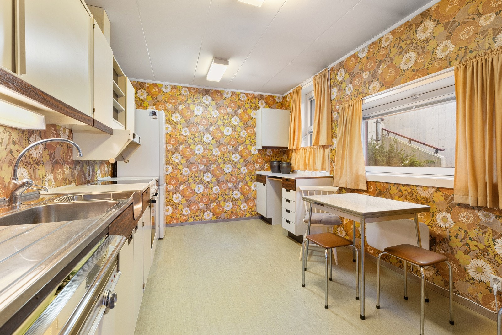 Eldre kjøkkeninnredning. Galleribilde