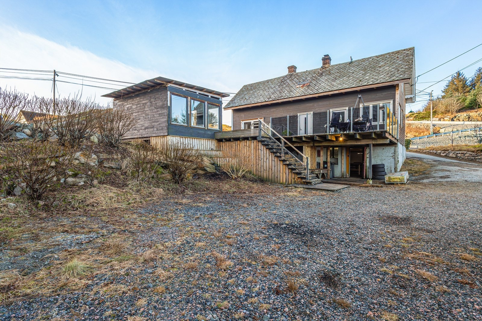 God plass til parkering på eiendommen Galleribilde