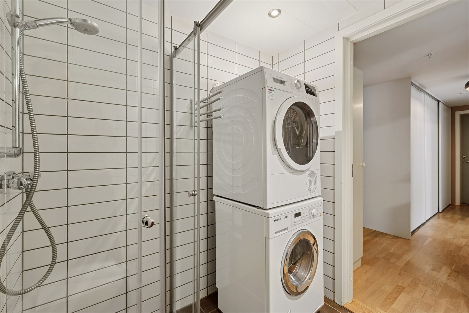 Baderom. Galleribilde