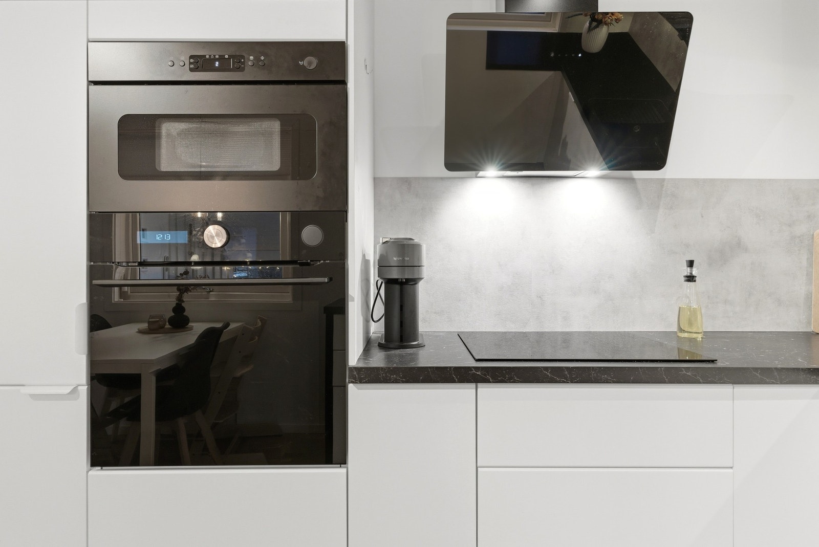 Stilfullt kjøkken fra 2022 - Integrerte hvitevarer Galleribilde