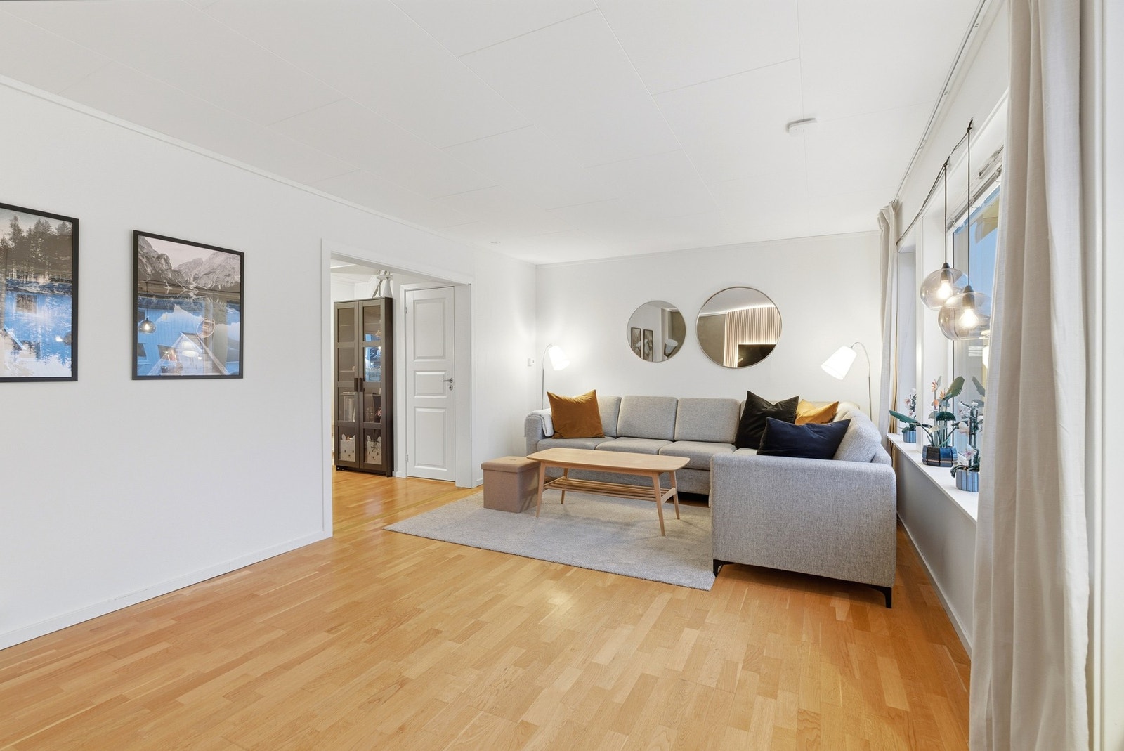 Stue med varme i gulv Galleribilde