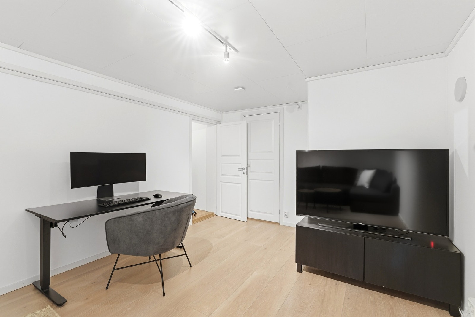 Kjellerstue med varme i gulv (ikke godkjent Bodø Kommune - Borettslaget har inne søknad om bruksendring) Galleribilde