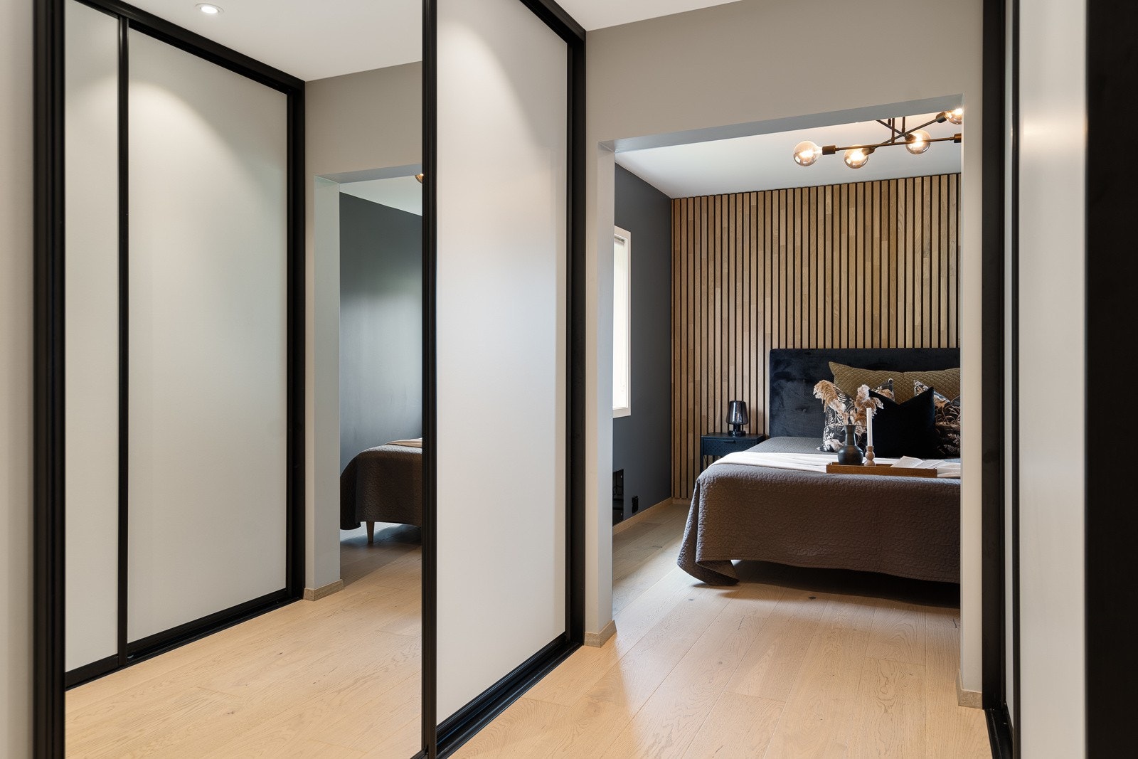 Garderoberom i forbindelse med masteravdelingen Galleribilde