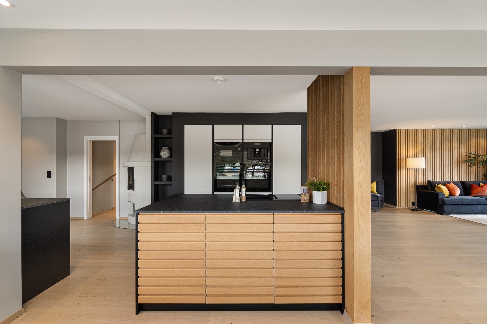 Nytt, moderne og stilrent kjøkken, type Kvik Galleribilde