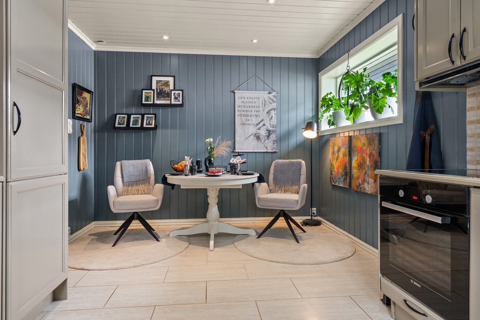 Spiseplass på kjøkken Galleribilde