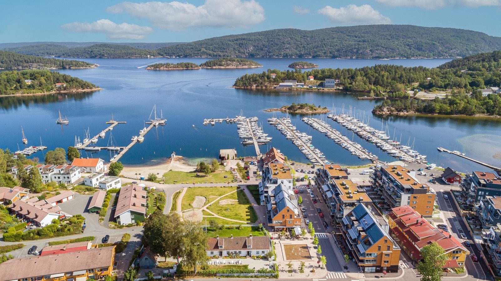Båthavna i Sætre Galleribilde