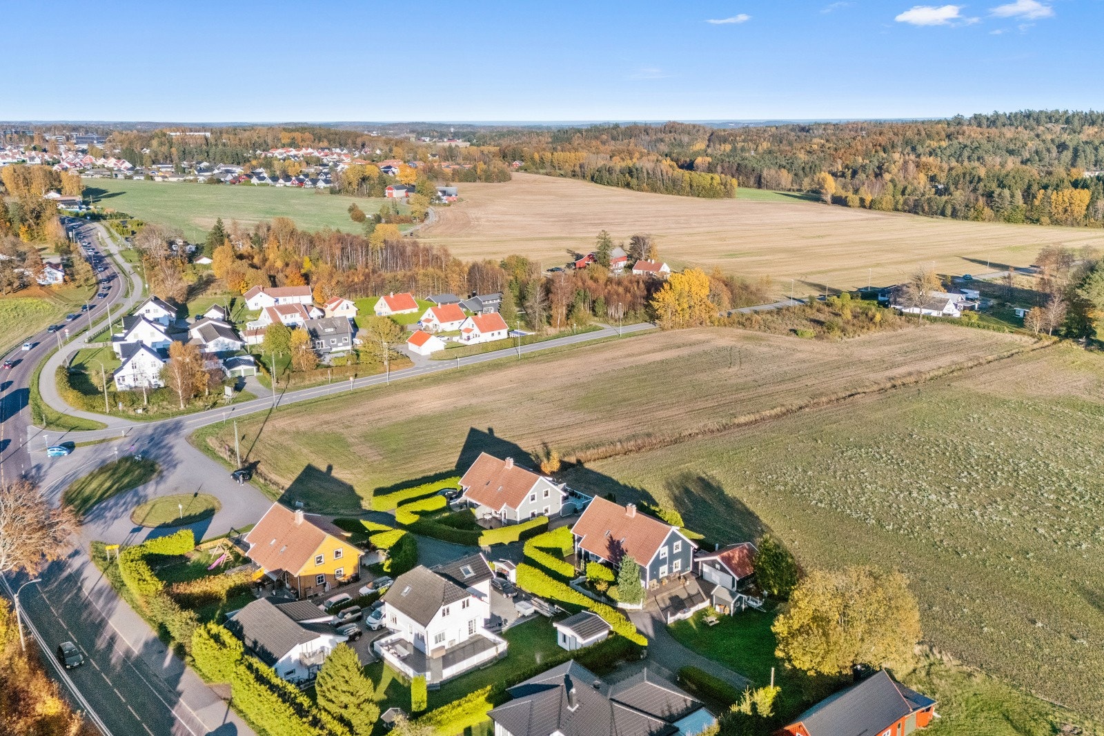 Det er også kort vei til flotte skogs- og turområder, som for eksempel Golistien eller Hjertåsskogen. Galleribilde