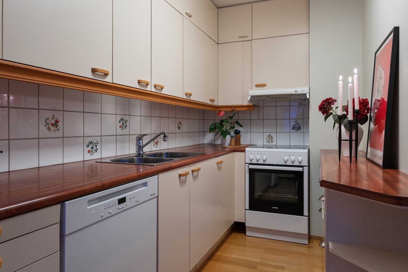 Kjøkken ned takhøy innredning Galleribilde