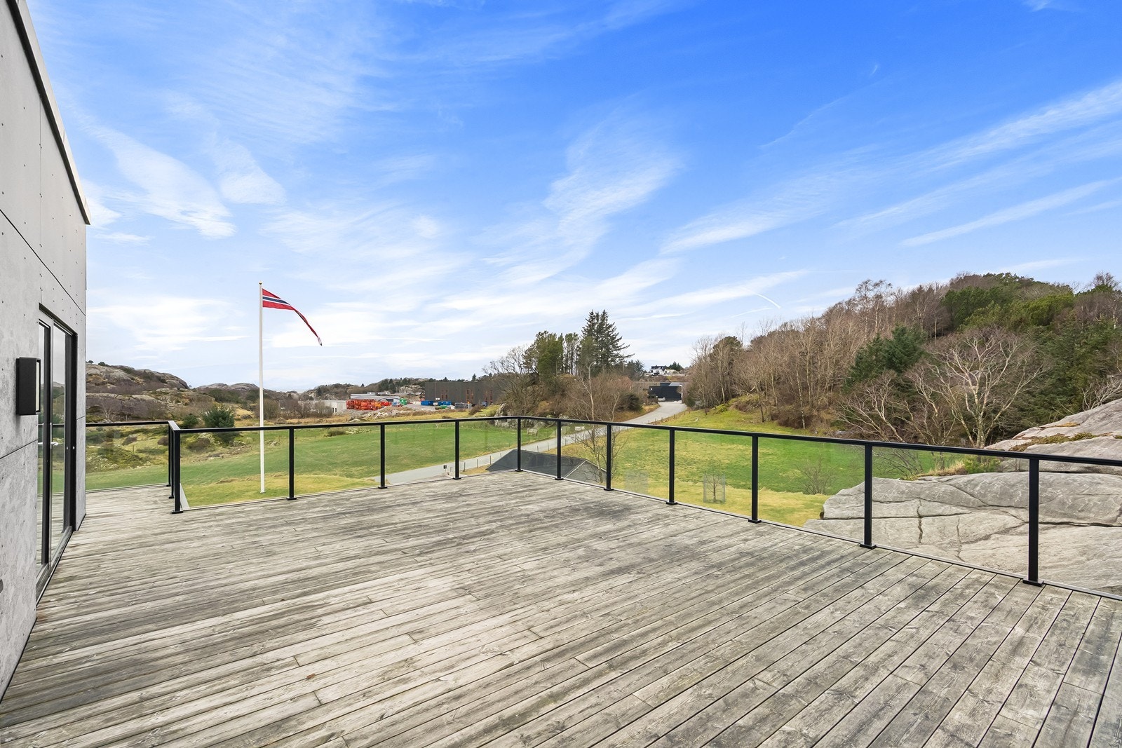 Takterrassen har meget gode solforhold. Galleribilde