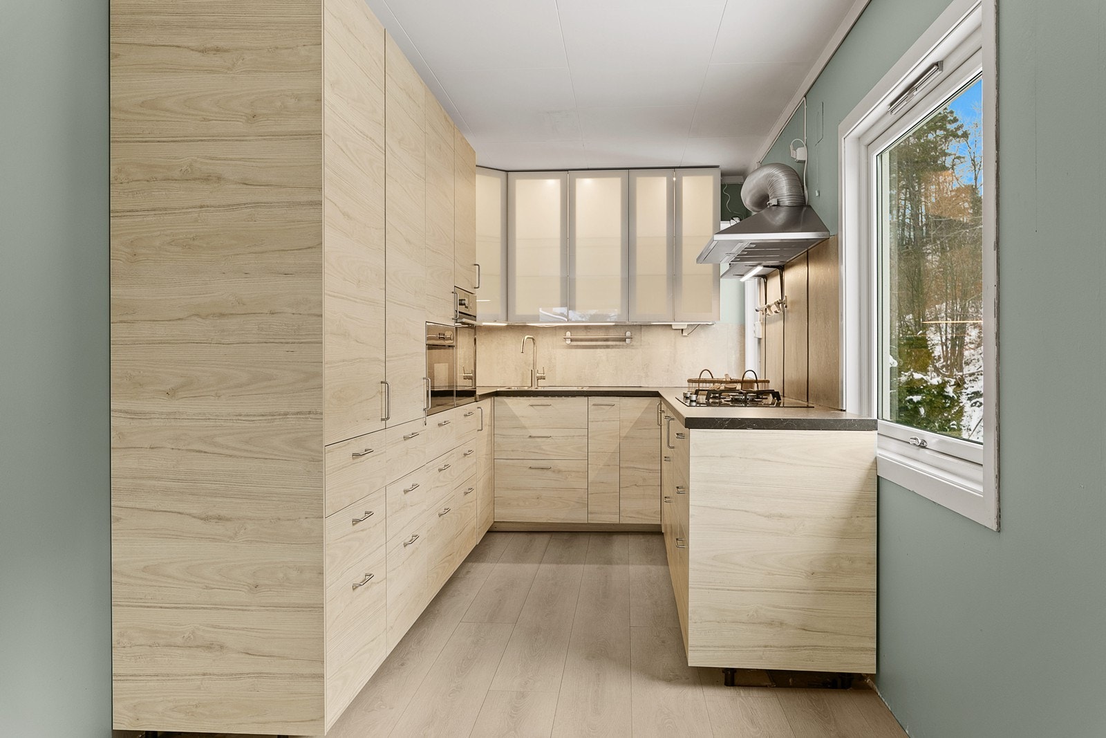 Nyere innredning fra IKEA med moderne preg og smarte løsninger Galleribilde