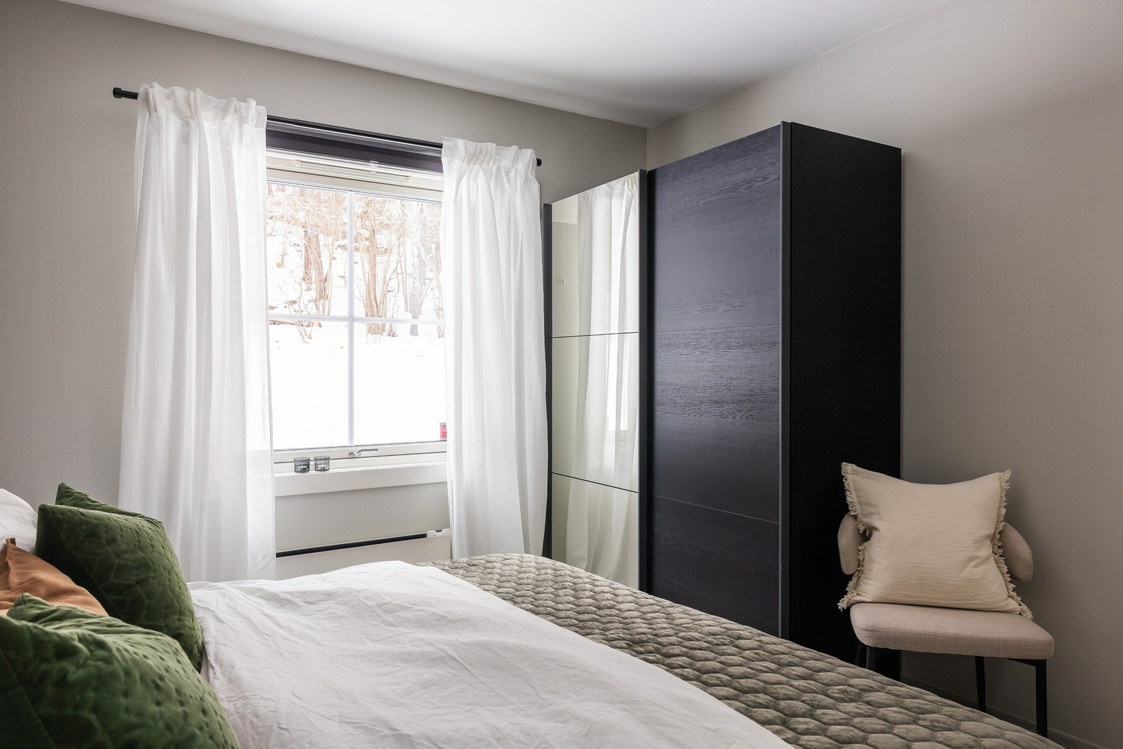 God plass til garderobeløsninger. Galleribilde