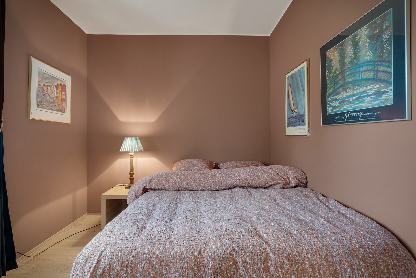 Enstavs parkett på gulv Galleribilde