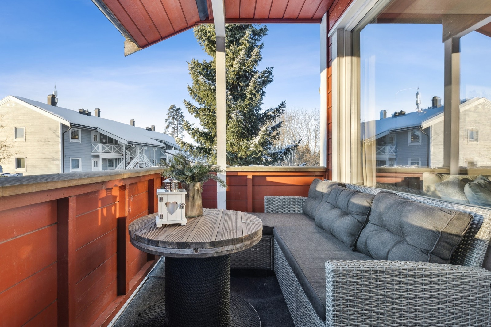 Her kan du nyte morgenkaffen, fine sommerdager eller rolige kvelder i hyggelige omgivelser. Galleribilde