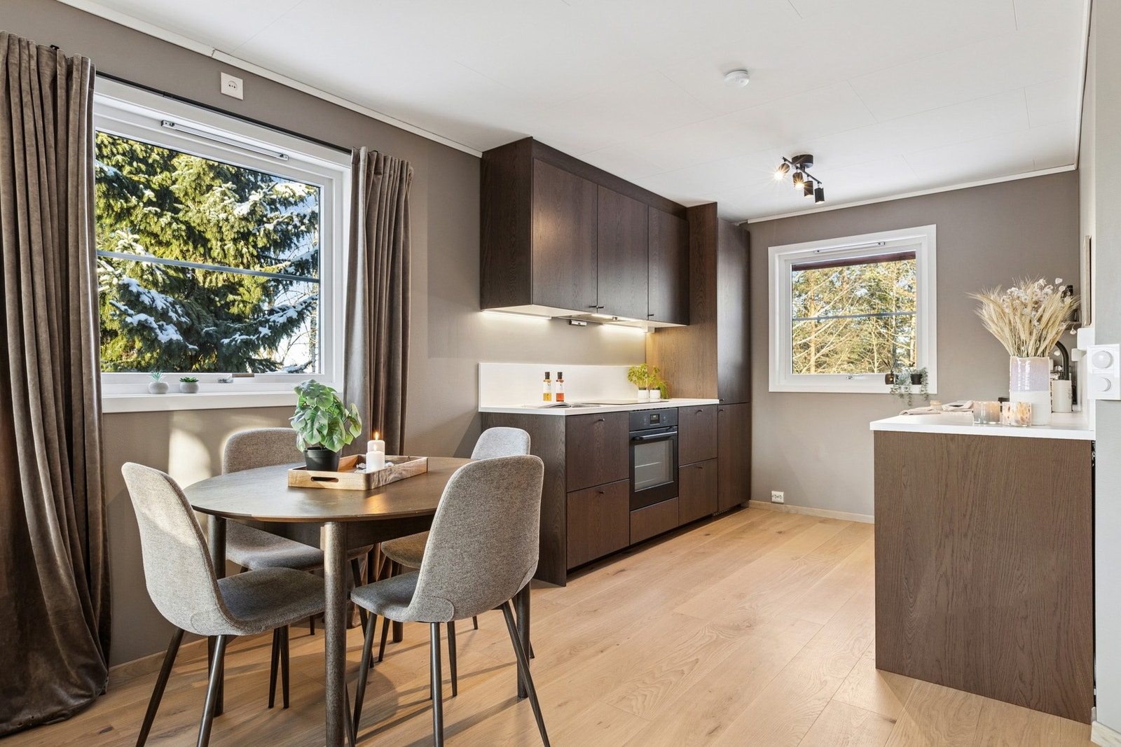 EIE Jessheim v/Sebastian Prestby har gleden av å presentere Blåveisringen 5H! Foto av Siri Faafeng (EFKT). Galleribilde