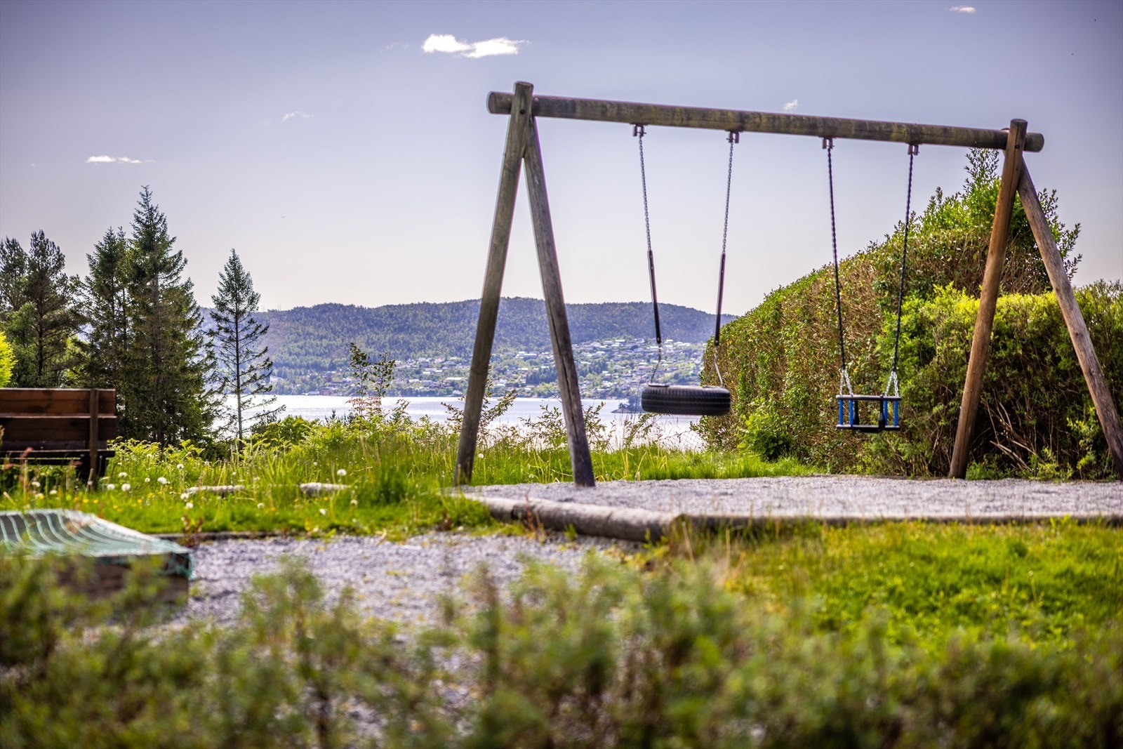 Lekeplass i borettslaget. Galleribilde