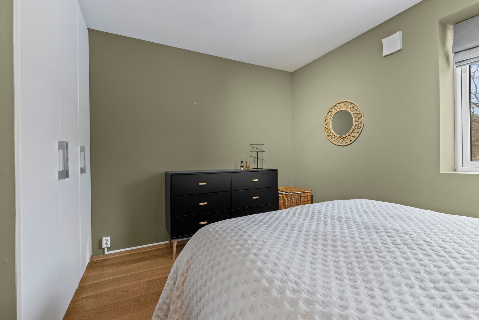 Innebygd garderobeskap Galleribilde